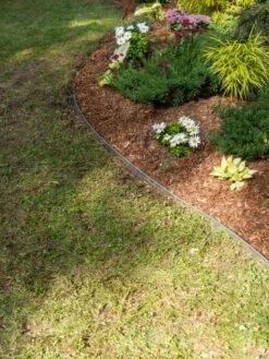 EasyFlex™ Aluminum Edging, 24' -Gardeners 8592450 0214 tif