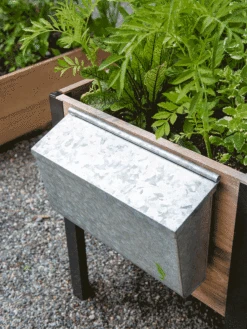 Galvanized Garden Tool Storage Box 11 Galvanized Garden Tool Storage Box -Gardeners 8610811 GalvanizedToolStorageBox gif